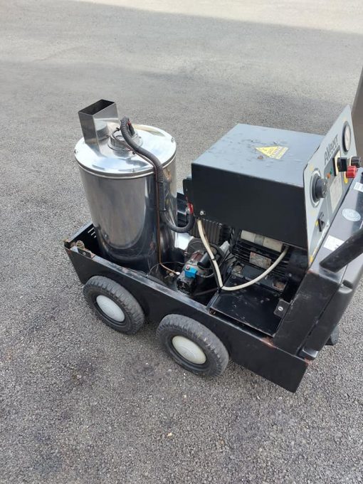 MAC Avant Hot Pressure Washer