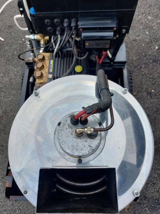 MAC Avant Hot Pressure Washer 2